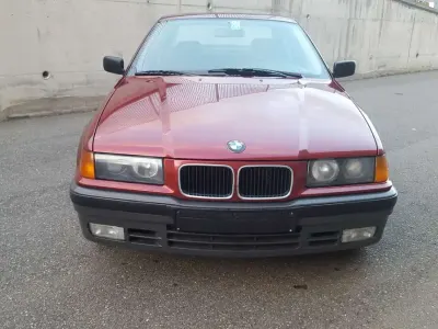 Usata BMW 318 116 CV (85 kW) 1990 Other Berlina