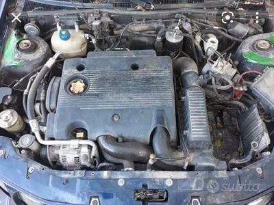 Usata Rover 25 101 CV (74 kW) 2003 Utilitaria