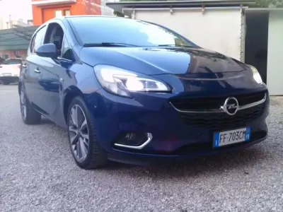 Usata Opel Corsa Cosmo 90 CV (66 kW) 2017 Blu Utilitaria