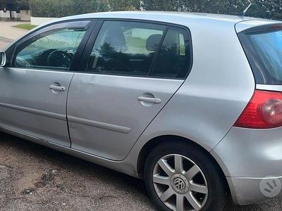 Usata VW Golf V 115 CV (84 kW) 2007 Grigio Berlina