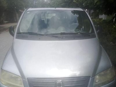 Käytetty Fiat Multipla 120 HP (88 kW) 2008 Harmaa Tila-auto