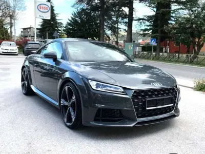 Usata Audi TT 197 CV (144 kW) 2019 Grigio scuro Coupé