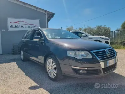 Usata VW Passat Highline 140 CV (102 kW) 2005 Nero Station wagon