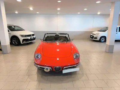 Usata Alfa Romeo Spider 118 CV (86 kW) 1968 Rosso Cabrio