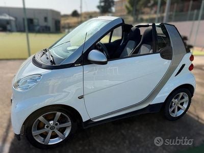 Usata Smart ForTwo Cabrio Pulse 71 CV (52 kW) 2010 Bianco Cabrio