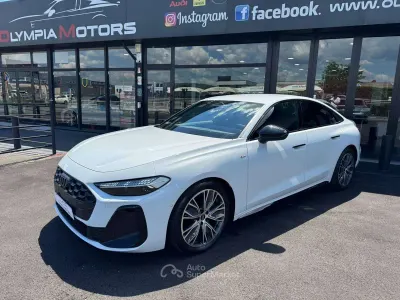 Usata Audi A5 S-Line 150 CV (110 kW) 2025 Bianco Berlina