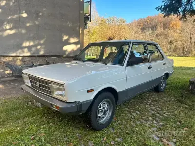 Usata Fiat 1600 97 CV (71 kW) 1982 Bianco Berlina