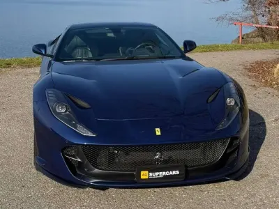 Usata Ferrari 812 799 CV (587 kW) 2018 Blu tour de france Coupé