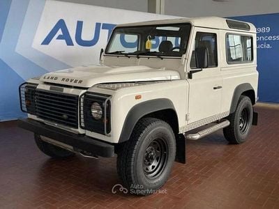 Usata Land Rover Defender SE 122 CV (89 kW) 2009 Bianco Station wagon