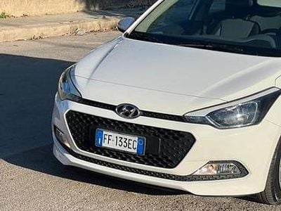 Usata Hyundai i20 2016 Bianco Berlina