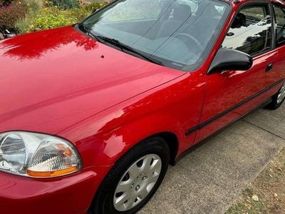 Usata Honda Civic 102 CV (75 kW) 1998 Rosso Coupé