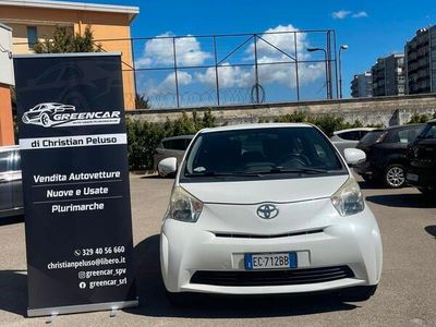 usata Toyota iQ 1.0 Sol garanzia 12 mesi