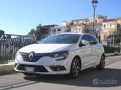 Usata Renault Mégane IV 115 CV (84 kW) 2020 Bianco Berlina