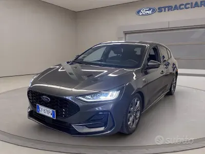 Usata Ford Focus ST-Line 116 CV (85 kW) 2025 Grigio metallizzato Berlina