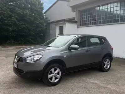 Usata Nissan Qashqai Visia 110 CV (80 kW) 2011 Grigio SUV