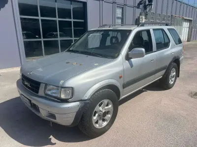 Usata Opel Frontera Limited 116 CV (85 kW) 1999 Argento SUV