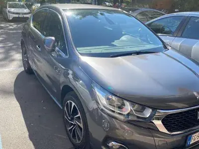 Usata DS Automobiles DS4 So Chic 120 CV (88 kW) 2016 Grigio Berlina