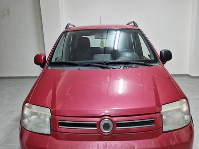 Usata Fiat Panda Climbing 59 CV (43 kW) 2009 Viola Utilitaria