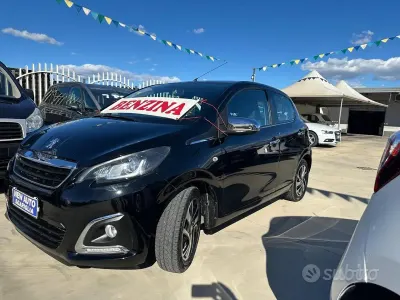 Usata Peugeot 108 Allure 69 CV (50 kW) 2015 Nero Berlina