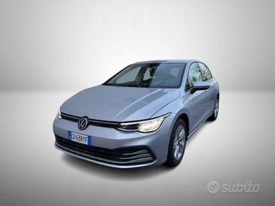 Usata VW Golf VIII Life 110 CV (80 kW) 2020 Grigio Berlina