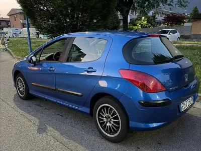 Usata Peugeot 308 109 CV (80 kW) 2010 Blu Berlina