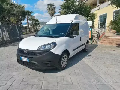 Occasion Fiat Doblò Lounge 120 ch (88 kW) 2019 Blanc Monospace