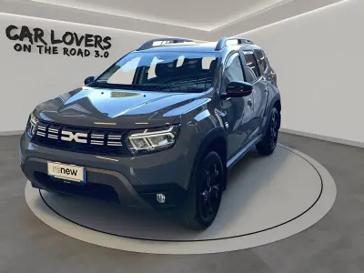 Usata Dacia Duster Prestige 101 CV (74 kW) 2023 Kpw grigio road SUV