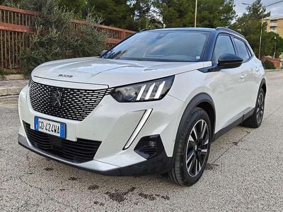 Usata Peugeot 2008 GT 56 kW (77 CV) 2021 SUV