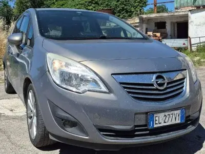 Usata Opel Meriva Cosmo 101 CV (74 kW) 2011 Monovolume