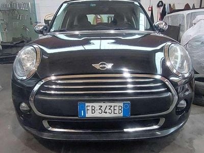 Begagnad Mini One D 95 HK (69 kW) 2015 Halvkombi