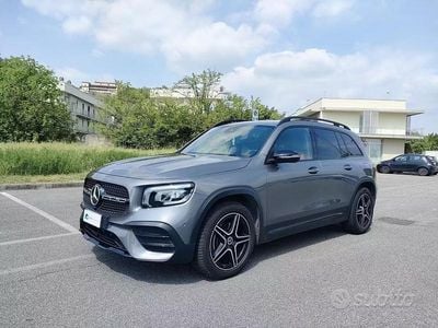 Begagnad Mercedes GLB200 Premium 150 HK (110 kW) 2022 Grå SUV