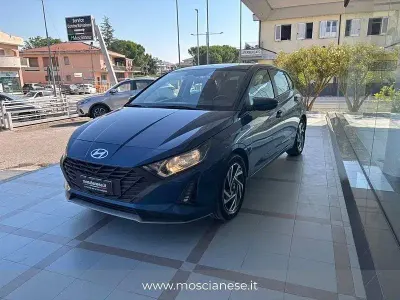 Usata Hyundai i20 100 CV (73 kW) 2024 Blu Utilitaria