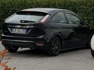 Usata Ford Focus 116 CV (85 kW) 2010 Berlina