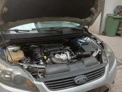 Begagnad Ford Focus 90 HK (66 kW) 2008 Grå Kombi