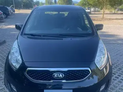 Usata Kia Venga 90 CV (66 kW) 2013 Bluazzurro Utilitaria