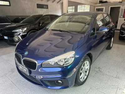 Usata BMW 216 Active Tourer Advantage 116 CV (85 kW) 2017 Blu Monovolume