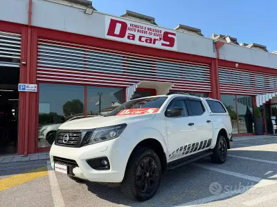 Usata Nissan Navara N-Guard 190 CV (139 kW) 2021 Bianco Pick-up