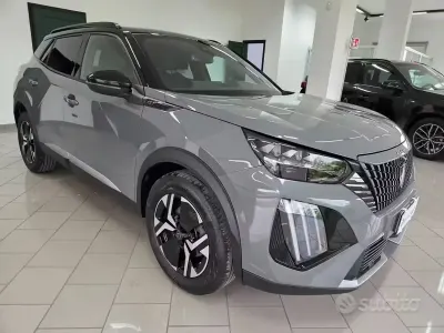 Usata Peugeot 2008 GT 136 CV (100 kW) 2025 Grigio SUV