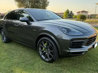 Usata Porsche Cayenne Coupe Platinum Edition 340 CV (250 kW) 2022 Coupé