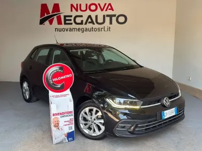 Usata VW Polo Style 110 CV (80 kW) 2022 Nero Utilitaria