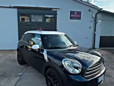 Usata Mini Countryman 111 CV (81 kW) 2015 Blu SUV