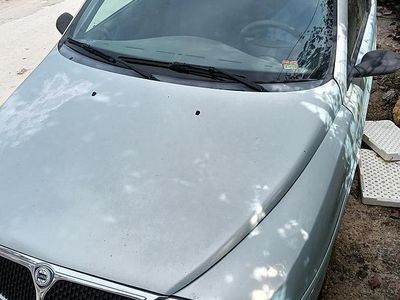 Usata Lancia Ypsilon 60 CV (44 kW) 2001 Verde Utilitaria