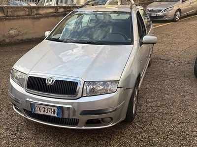 Usata Skoda Fabia 74 CV (54 kW) 2006 Argento Station wagon