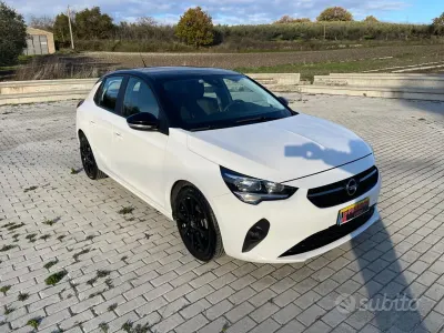 Usata Opel Corsa Edition 102 CV (75 kW) 2023 Bianco Utilitaria