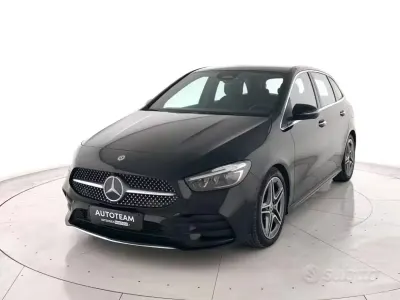 Usata Mercedes B200 AMG Line Premium 150 CV (110 kW) 2024 Nero Utilitaria