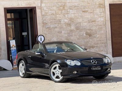 Usata Mercedes SL500 306 CV (225 kW) 2002 Nero Cabrio