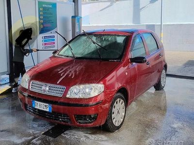 Usata Fiat Punto Active 60 CV (44 kW) 2009 Rosso Berlina
