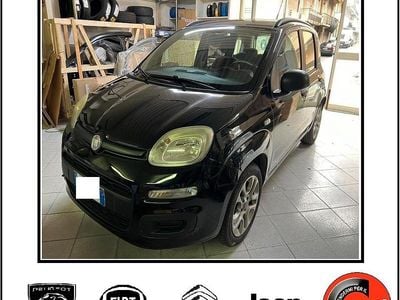 Usata Fiat Panda Lounge 74 CV (54 kW) 2012 Nero Utilitaria