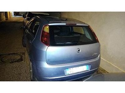 Usata Fiat Punto 75 CV (55 kW) 2007 Utilitaria