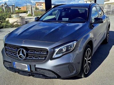 Usata Mercedes GLA200 136 CV (100 kW) 2019 SUV